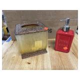 2 ct. - Decorative Soap Dispenser & Kleenex Cover