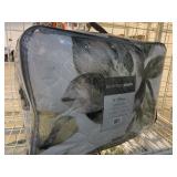 6 pc Coverlet Set - full/queen