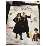 Harry Potter Halloween Costume 
Hogwarts 
One