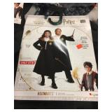 Harry Potter Halloween Costume 
Hogwarts 
One