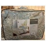 Full/Queen Comforter Set-Madison Park