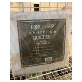 2 pc Twin Quilt Set