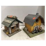 2 Bird houses. Approx 6 x 7in.