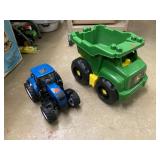 John Deere Duplo Tractor 16 in Long 12 in Tall