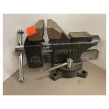 4.5in COLUMBIAN Bench Vise.
