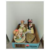 Lot of 4 Music Boxes