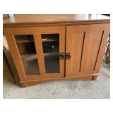 Cabinet / Stand w/ storage