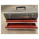 Metal Tool Box w/Tray and 2 Drawers