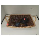 Basket W/ 3 Cnr Turtle Figurines