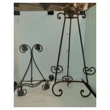 2 Cnt Metal Easels