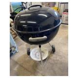 Weber Charcoal Grill.  22 in Diameter