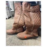 Ladies Boots.  Size 10.