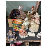 Misc lot w/ figurines.