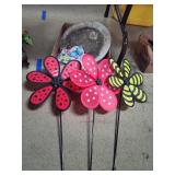 Stepping Stone/3 Pinwheels & 2 Stone Decor Pieces