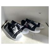 2pr. Ladies shoes. Size 8.