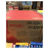 Box of WypALL wipers