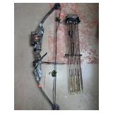 Camouflage Bow w/Arrows