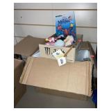 6 Ct. 4" White Binders w/Small Toy Variety