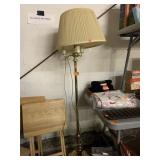 Floor lamp