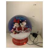 Mickey and Minnie Mouse Christmas snow globe