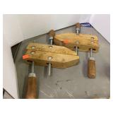 2 wood screw down clamps.