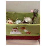 Mixed Christmas lot. Incl. lined  basket w/