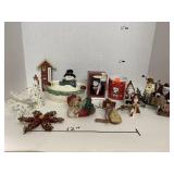 Mixed Christmas lot.