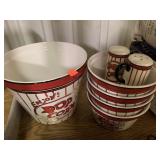 Popcorn bowls and shakers