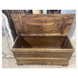 Wooden Chest w/broken hinge