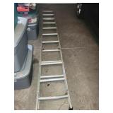 Aluminum Extension Ladder Approx 20 Ft