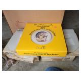 7 Cnt Norman Rockwell Plates & 1 Hummel Plate