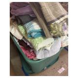 Tote w/Lid w/Fabric Var.