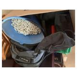 Targus bag, chain, msic