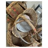 Group lot of Baskets