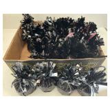 17 balloon weights. 4 have hooks.