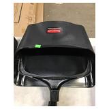 Rubbermaid Commercial Dust Pan