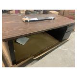 Metal Office Desk - 1 corner damaged see pics