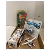 Vntg. Kroger Model, Hereos On Hotwheels, Elvis