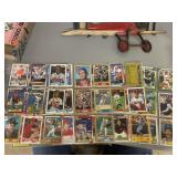 5 pages of collector baseball cards. Approx. 18