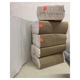 5 pkg pre-folded paper towels.
