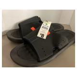 Mens sandals / slides. Size M 9/10