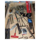 Mixed lot of tools.