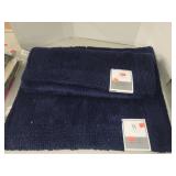 2 Cnt Bath Rugs 1- 21 x 34 & 1-24 x 40