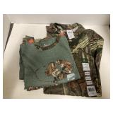 2 Ct. Sz. 2XL/2EG Mens Long Sleeve Tshirt
