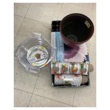 Garden Pots/SeedStarters/Plastic Baskets