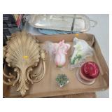 Flat of Decor Pieces