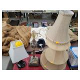 2 Cnt Lamps & 5 Cnt Lamp Shades