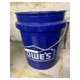 5 gallon plastic Bucket