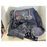 Hollister Sweatshirt (Sz Lg)