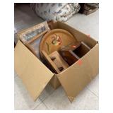 Group Lot Vintage Wood Decor, Frames, etc